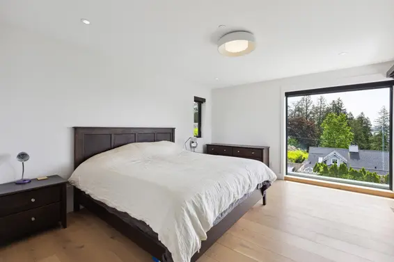 2678 Mathers Avenue, West Vancouver For Sale - image 27