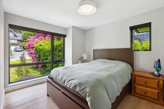 2678 Mathers Avenue, West Vancouver For Sale - image 29
