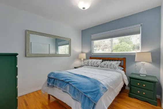 1263 Cloverley Street, North Vancouver For Sale - image 16