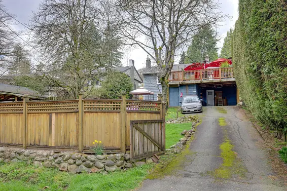 1263 Cloverley Street, North Vancouver For Sale - image 31