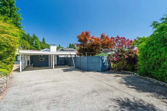 4111 Burkehill Road, West Vancouver For Sale - image 36