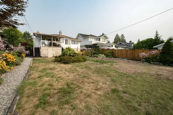 847 East 13th Street, North Vancouver For Sale - image 27