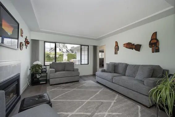 847 East 13th Street, North Vancouver For Sale - image 4