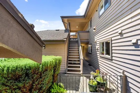 916 Roche Point Drive, North Vancouver For Sale - image 33