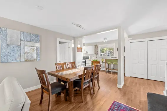 916 Roche Point Drive, North Vancouver For Sale - image 5