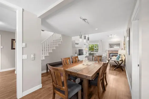 916 Roche Point Drive, North Vancouver For Sale - image 7