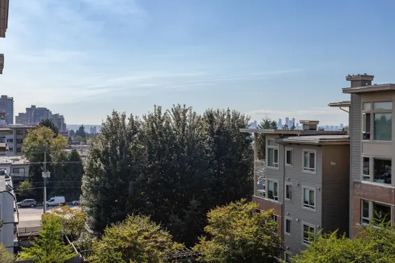 526 119 West 22nd Street, North Vancouver For Sale - image 30