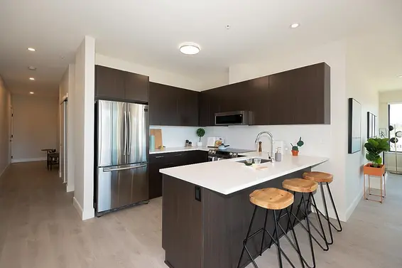 207 1633 Tatlow Avenue, North Vancouver For Sale - image 17