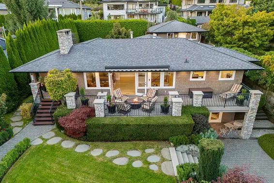 1425 Palmerston Avenue, West Vancouver For Sale - image 1