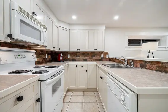 1425 Palmerston Avenue, West Vancouver For Sale - image 21