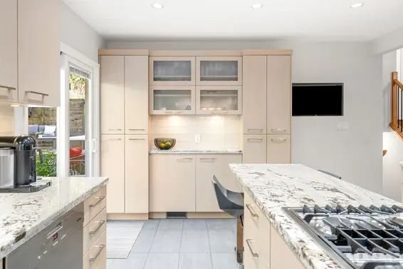 4966 Ranger Avenue, North Vancouver For Sale - image 6