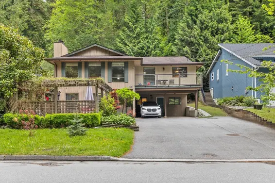1184 Riverside Drive, North Vancouver