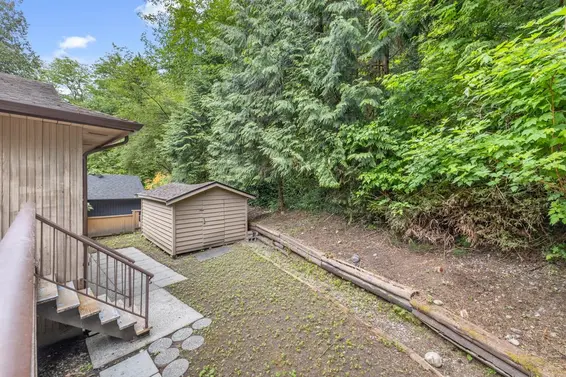 1184 Riverside Drive, North Vancouver For Sale - image 17