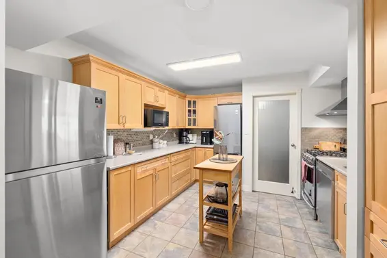 1184 Riverside Drive, North Vancouver For Sale - image 30