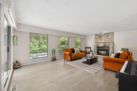 1184 Riverside Drive, North Vancouver For Sale - image 4