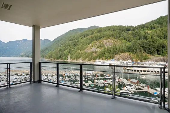 702 6707 Nelson Avenue, West Vancouver