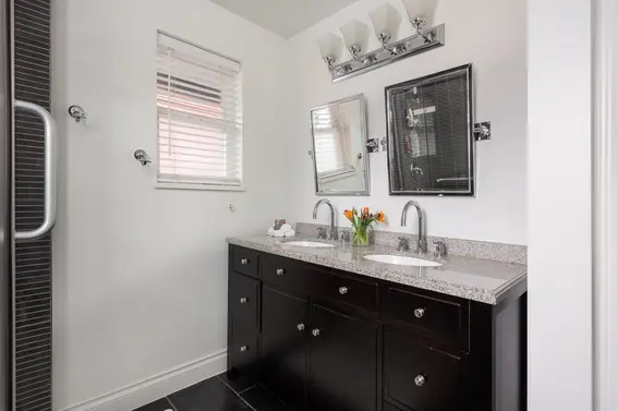 795 Premier Street, North Vancouver For Sale - image 18