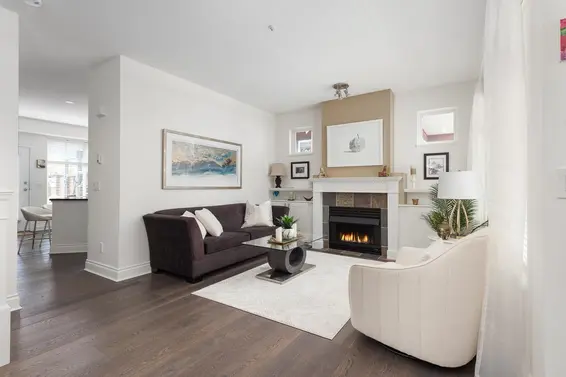 795 Premier Street, North Vancouver For Sale - image 2