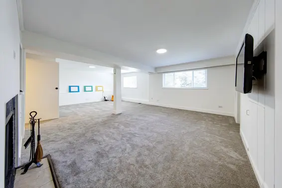1243 Cloverley Street, North Vancouver For Sale - image 23