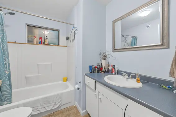 1777 Caledonia Avenue, North Vancouver For Sale - image 22