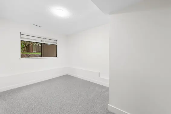 1777 Caledonia Avenue, North Vancouver For Sale - image 32