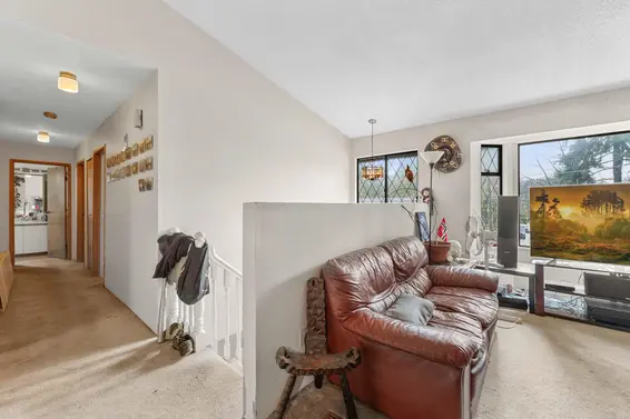 1777 Caledonia Avenue, North Vancouver For Sale - image 8