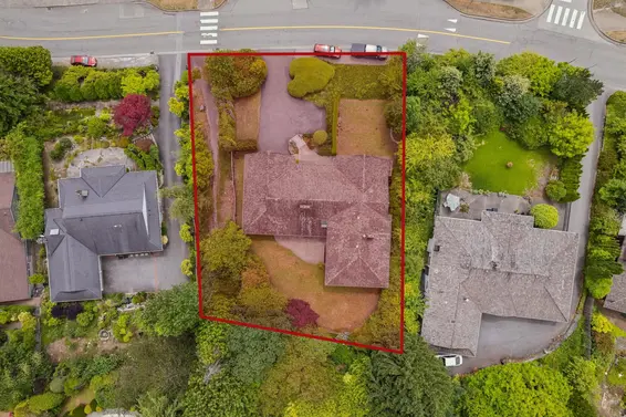 1211 Chartwell Drive, West Vancouver For Sale - image 39