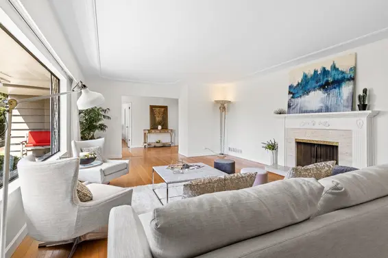 1211 Chartwell Drive, West Vancouver For Sale - image 4