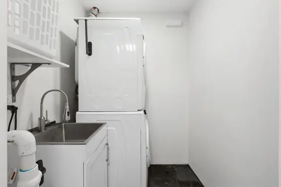 6 848 West 16th Street, North Vancouver For Sale - image 29