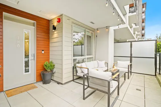 TH8 108 East 8th Street, North Vancouver For Sale - image 2