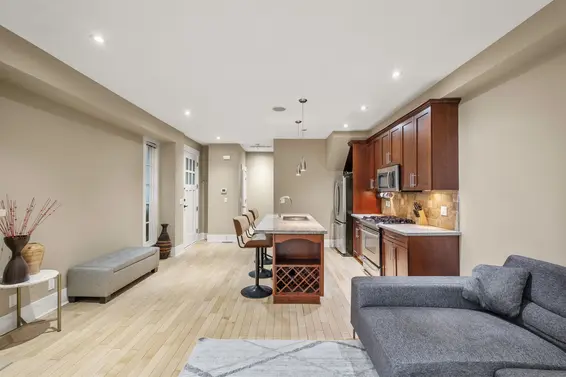 1620 St. Andrews Avenue, North Vancouver For Sale - image 9