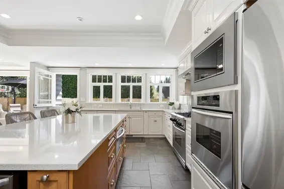 991 Hampshire Road, North Vancouver For Sale - image 15