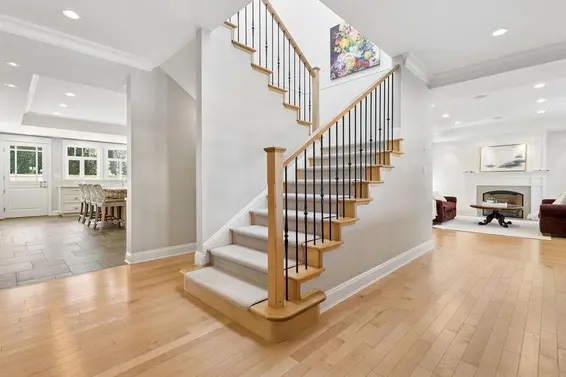 991 Hampshire Road, North Vancouver For Sale - image 8