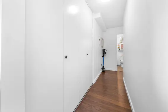 706 145 St. Georges Avenue, North Vancouver For Sale - image 16