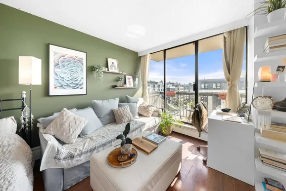 706 145 St. Georges Avenue, North Vancouver For Sale - image 2