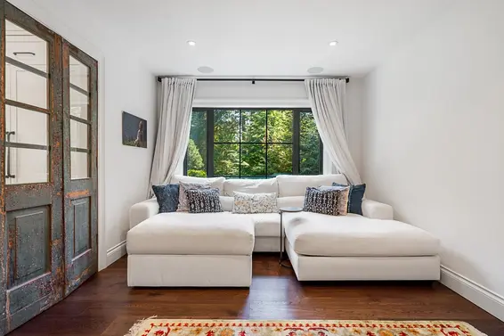 435 Macbeth Crescent, West Vancouver For Sale - image 16