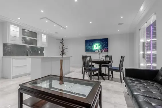 925 Beaumont Drive, North Vancouver For Sale - image 30