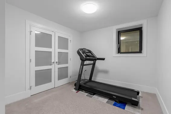 925 Beaumont Drive, North Vancouver For Sale - image 31