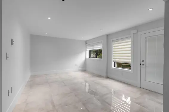 925 Beaumont Drive, North Vancouver For Sale - image 35