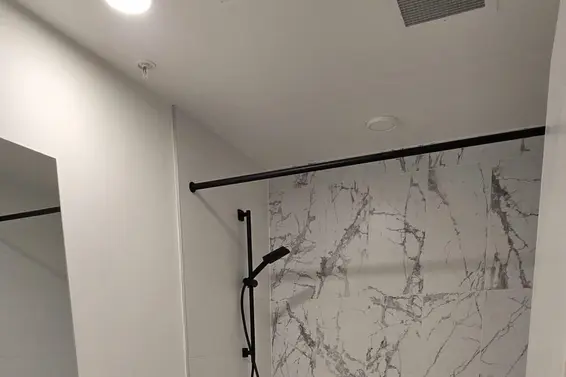 514 422 East 3rd Street, Vancouver For Sale - image 2