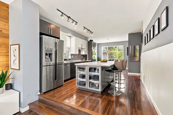 709 Premier Street, North Vancouver For Sale - image 9