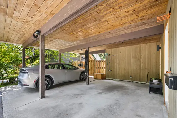 4651 Hoskins Road, North Vancouver For Sale - image 37