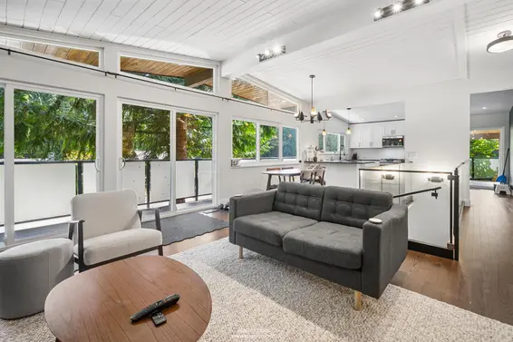 4651 Hoskins Road, North Vancouver For Sale - image 4
