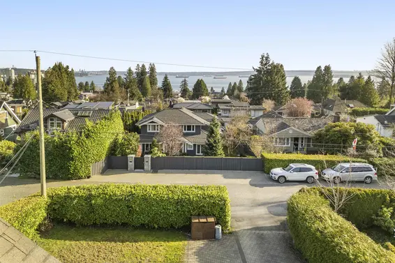 2441 Nelson Avenue, West Vancouver