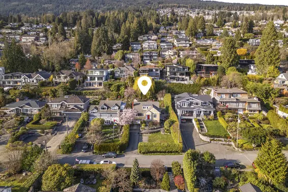 2441 Nelson Avenue, West Vancouver For Sale - image 8