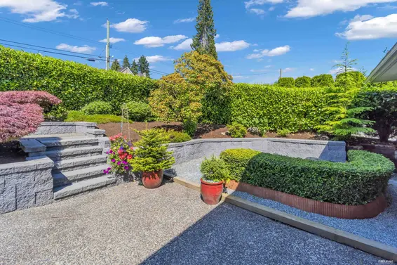 2322 Lawson Avenue, West Vancouver For Sale - image 4