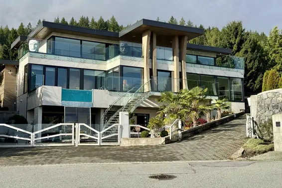 1035 Greenwood Place, West Vancouver For Sale - image 35