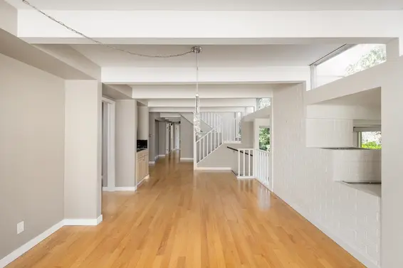 5735 Bluebell Drive, West Vancouver For Sale - image 11