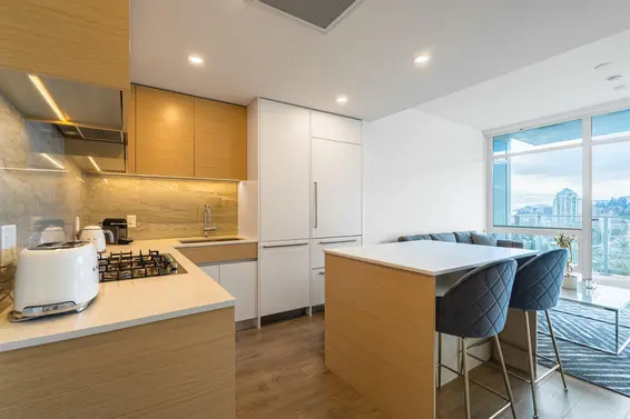 1107 200 Klahanie Court, West Vancouver For Sale - image 3