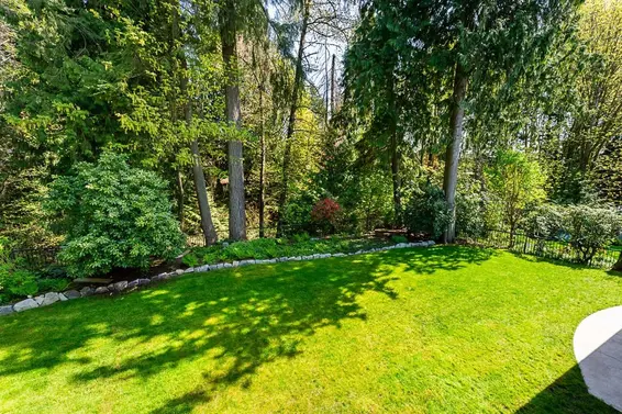 670 St. Ives Crescent, North Vancouver For Sale - image 30